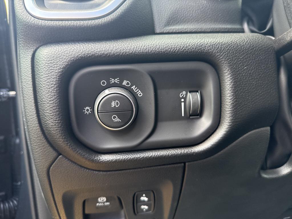 new 2025 Ram 1500 car, priced at $55,455