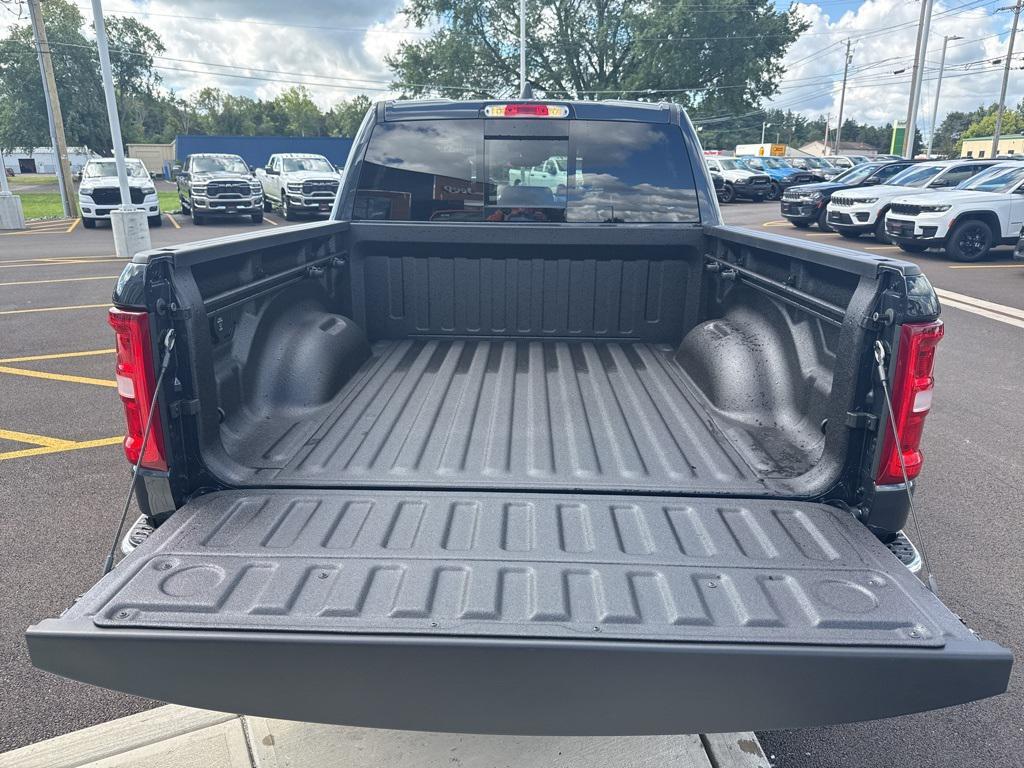 new 2025 Ram 1500 car, priced at $55,455