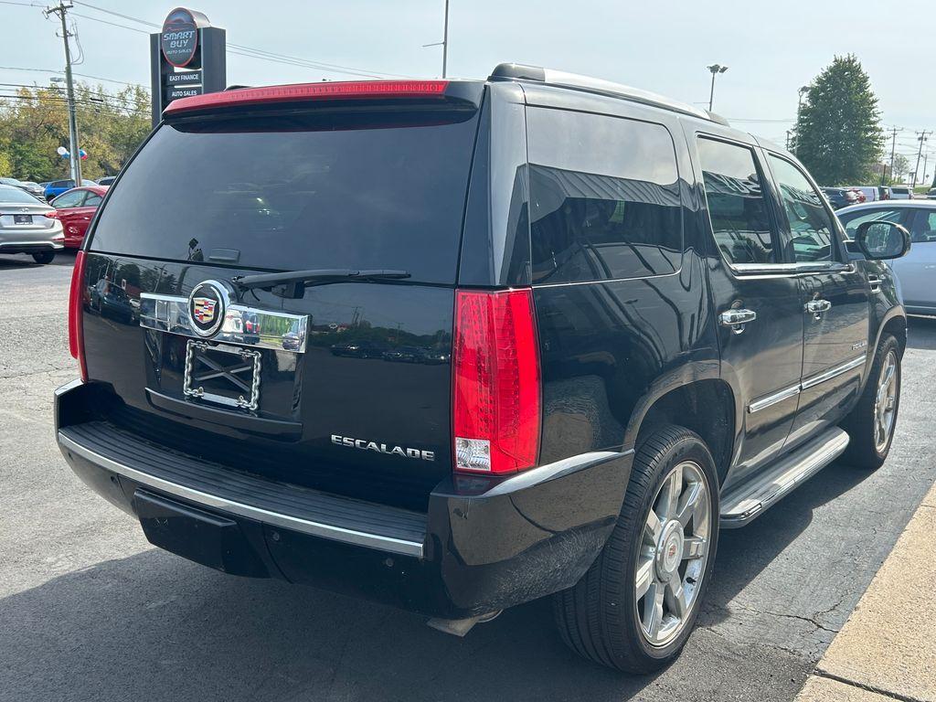 used 2014 Cadillac Escalade car, priced at $18,495