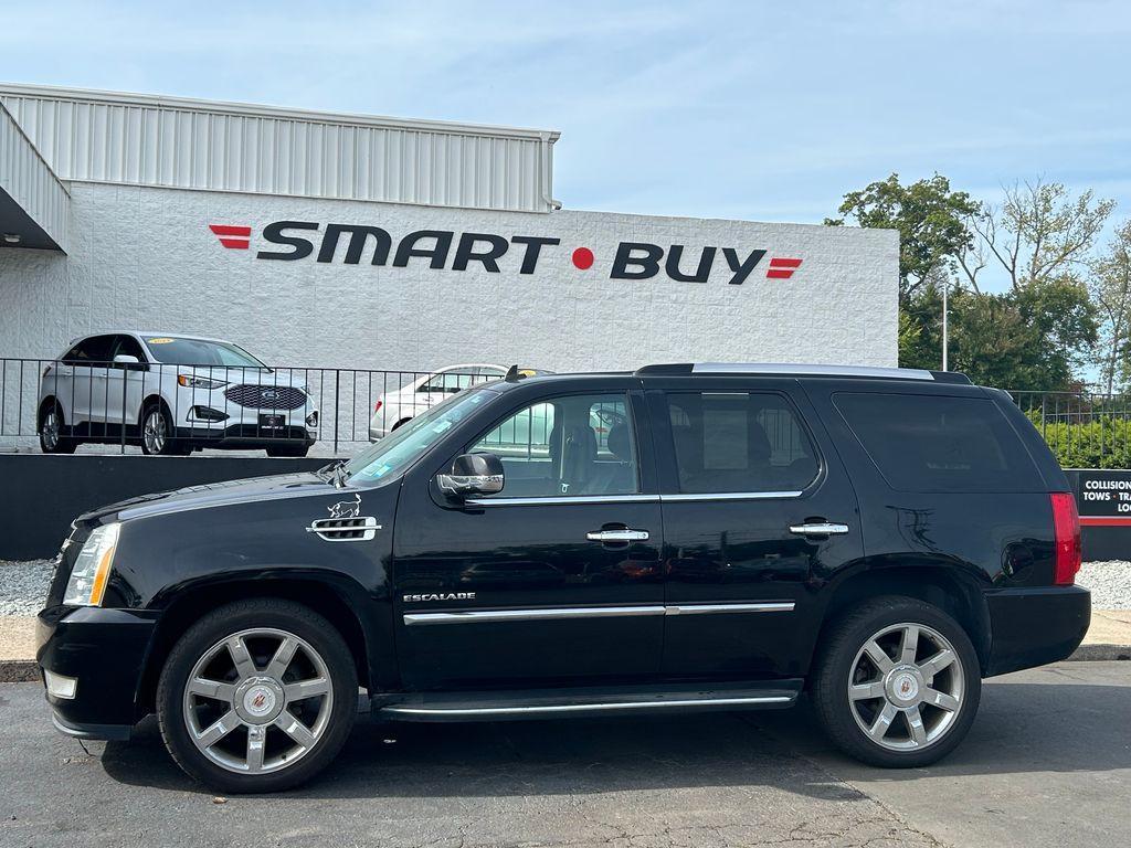 used 2014 Cadillac Escalade car, priced at $18,495
