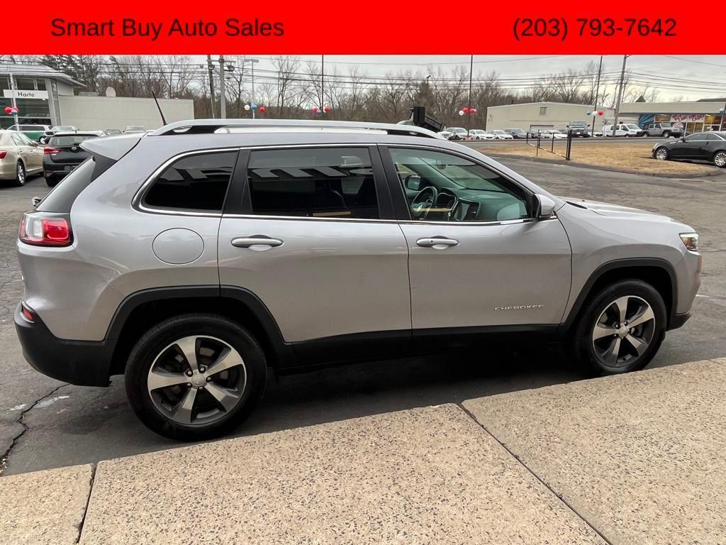 used 2019 Jeep Cherokee car, priced at $20,995
