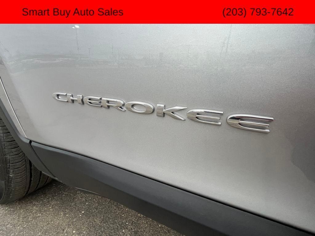 used 2019 Jeep Cherokee car, priced at $20,995