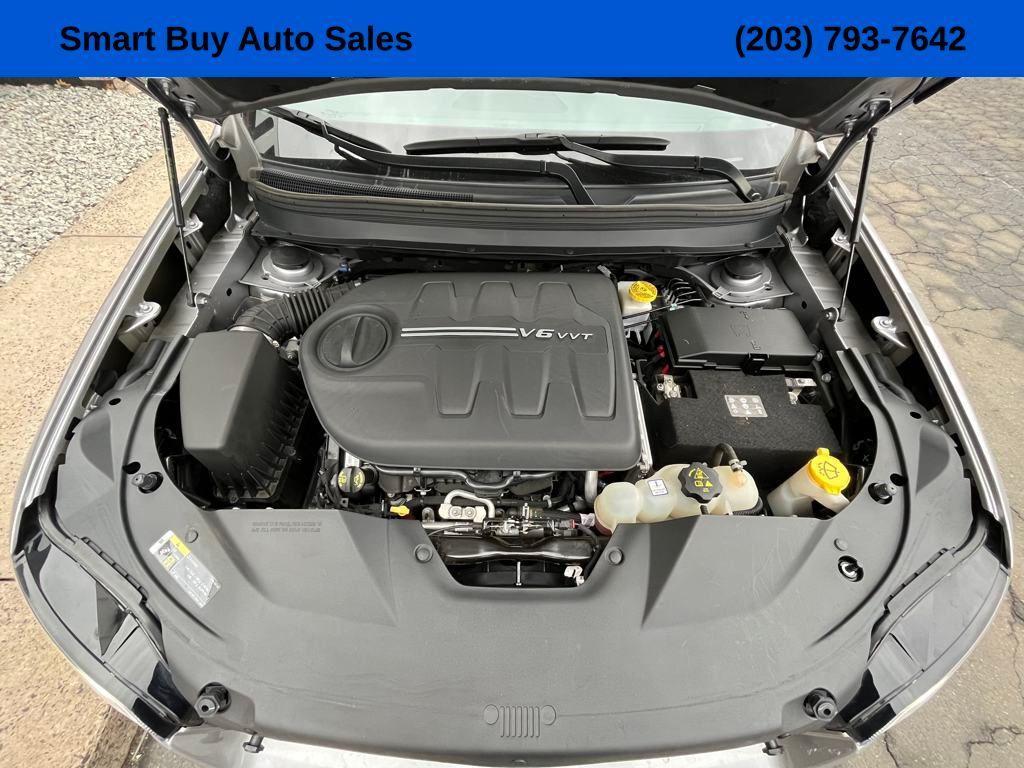 used 2019 Jeep Cherokee car, priced at $20,651