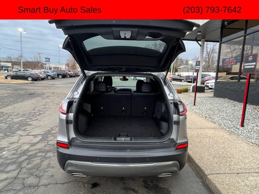 used 2019 Jeep Cherokee car, priced at $20,995