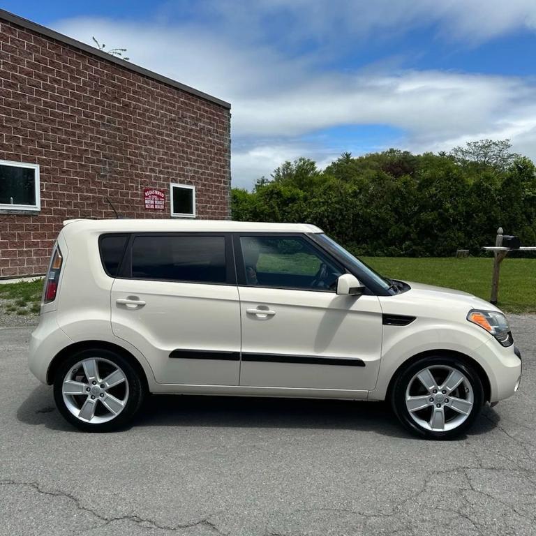 used 2011 Kia Soul car, priced at $8,995