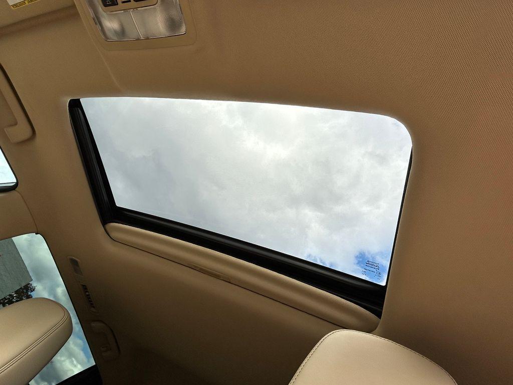 used 2015 Toyota Highlander car, priced at $15,995