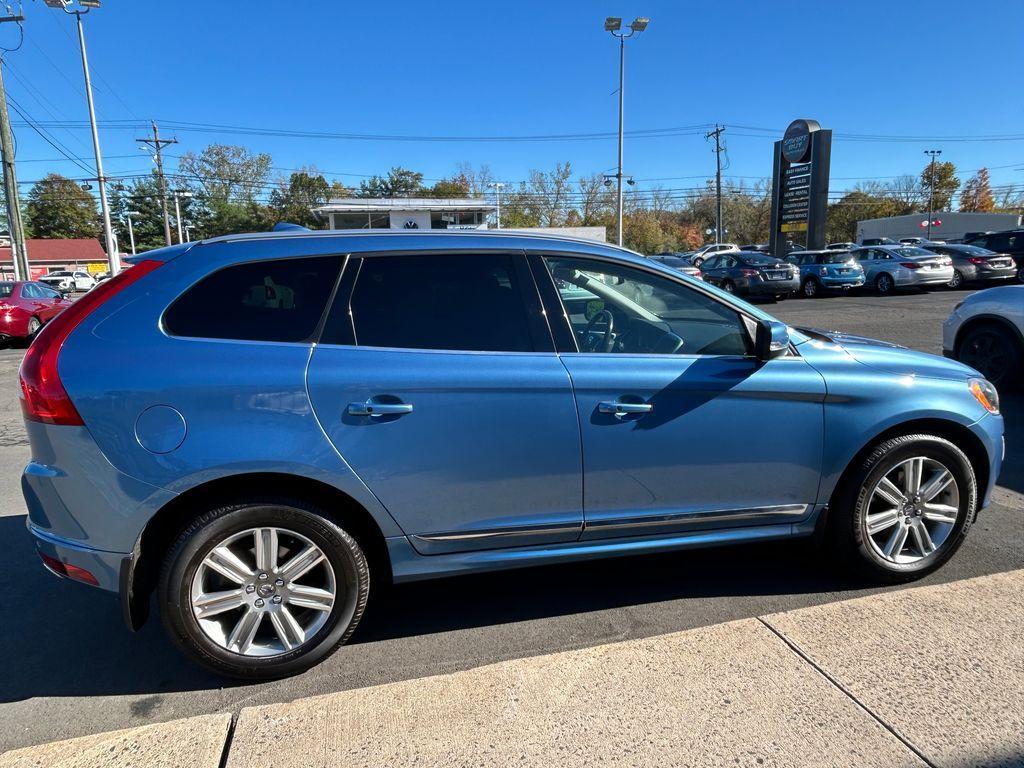 used 2017 Volvo XC60 car, priced at $10,667
