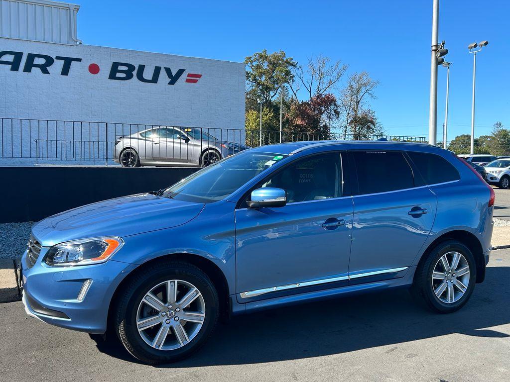 used 2017 Volvo XC60 car, priced at $10,667