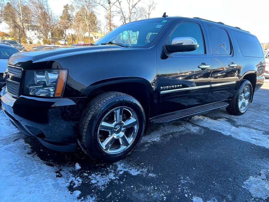 used 2014 Chevrolet Suburban car, priced at $13,995