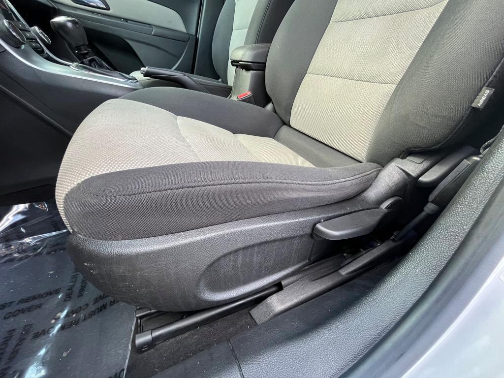 used 2016 Chevrolet Cruze Limited car, priced at $10,088