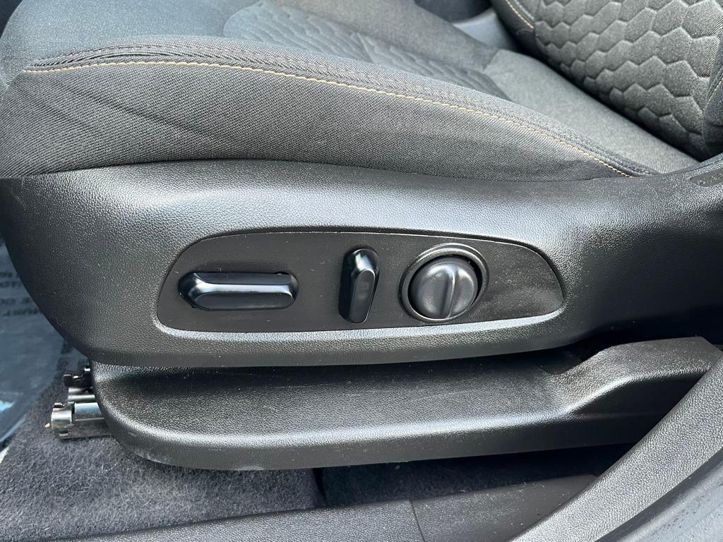 used 2021 Chevrolet Equinox car, priced at $19,495