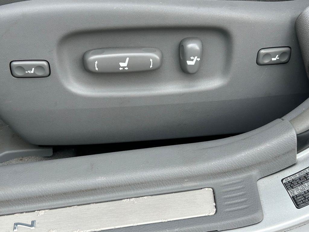 used 2006 Toyota Avalon car, priced at $8,995