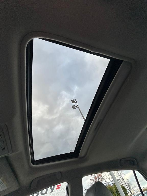 used 2006 Toyota Avalon car, priced at $8,995