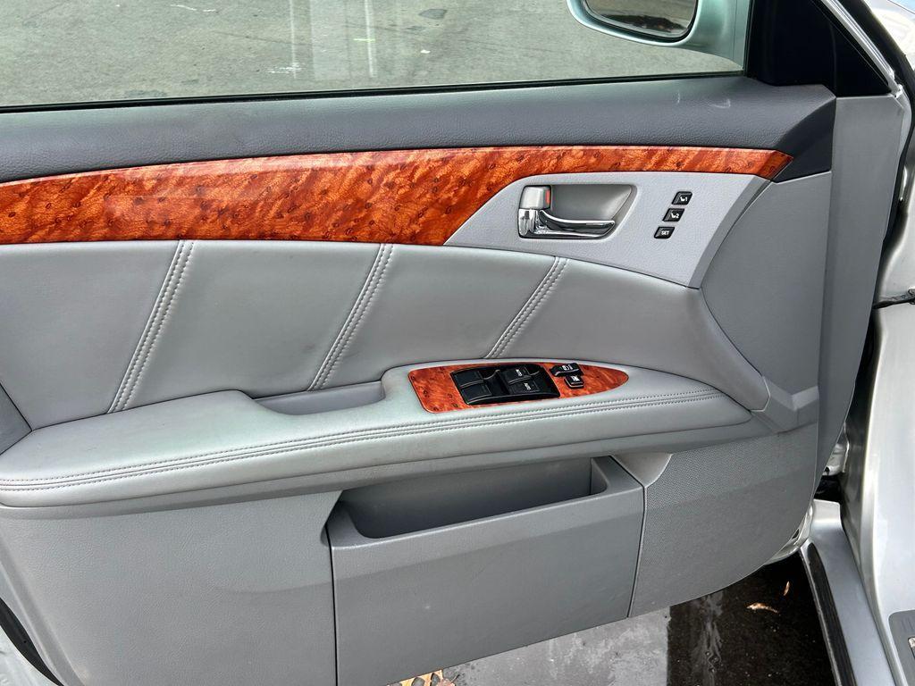 used 2006 Toyota Avalon car, priced at $8,995