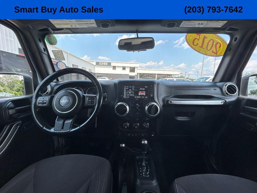 used 2015 Jeep Wrangler Unlimited car, priced at $17,626
