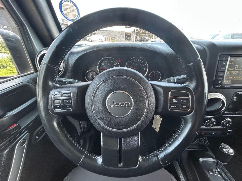 used 2015 Jeep Wrangler Unlimited car, priced at $17,600