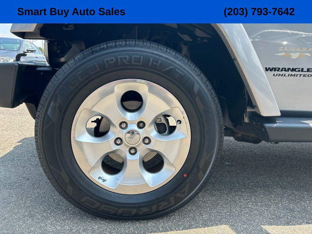 used 2015 Jeep Wrangler Unlimited car, priced at $17,626