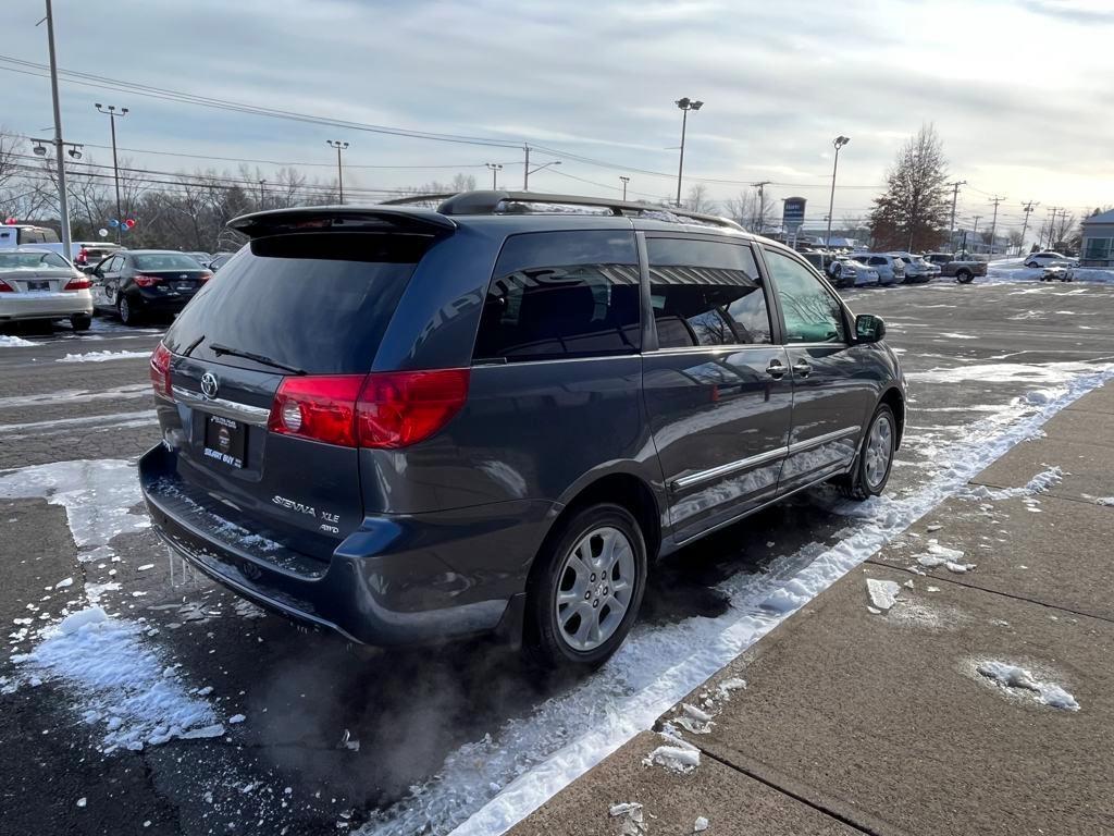 used 2006 Toyota Sienna car, priced at $7,900