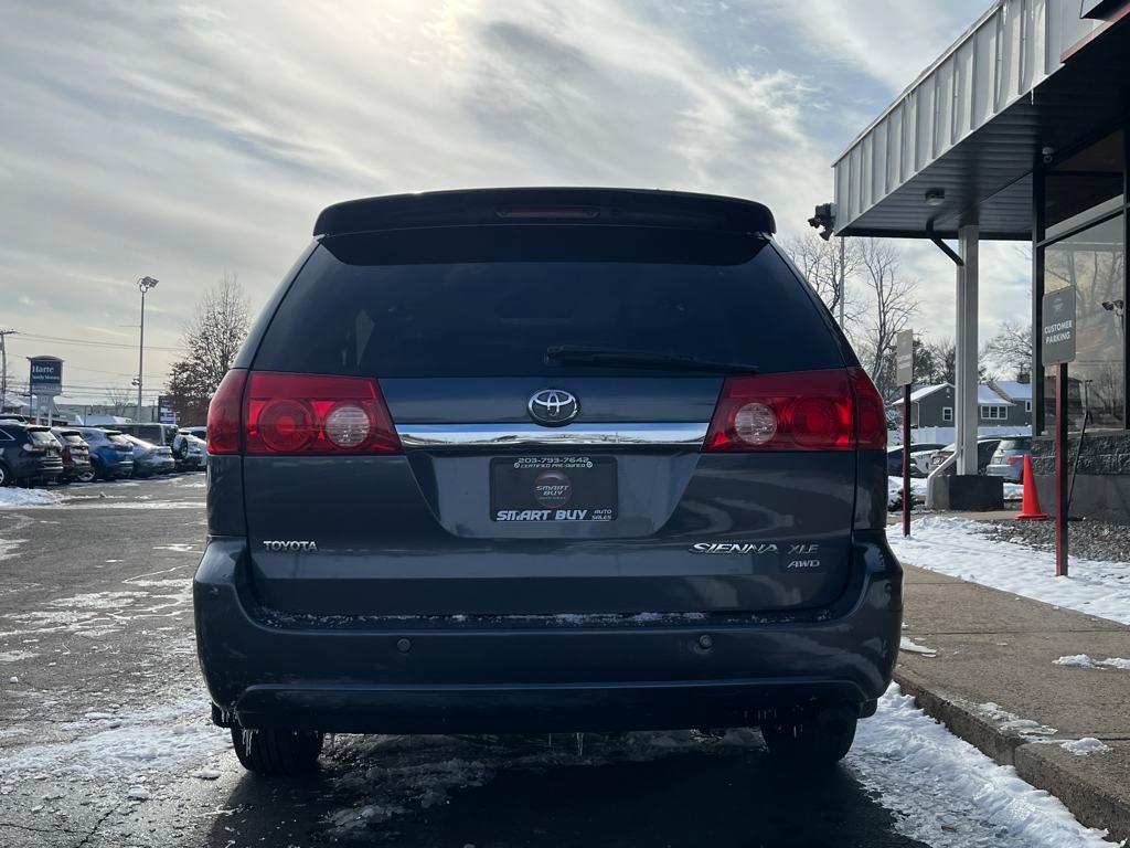 used 2006 Toyota Sienna car, priced at $7,900