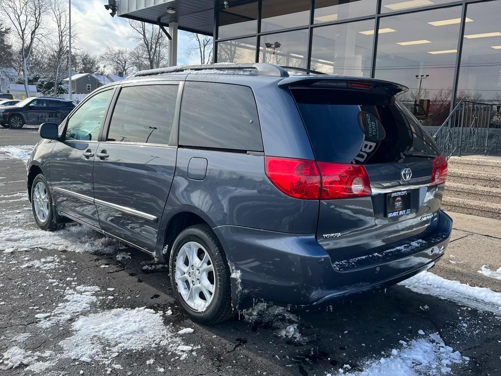 used 2006 Toyota Sienna car, priced at $7,900