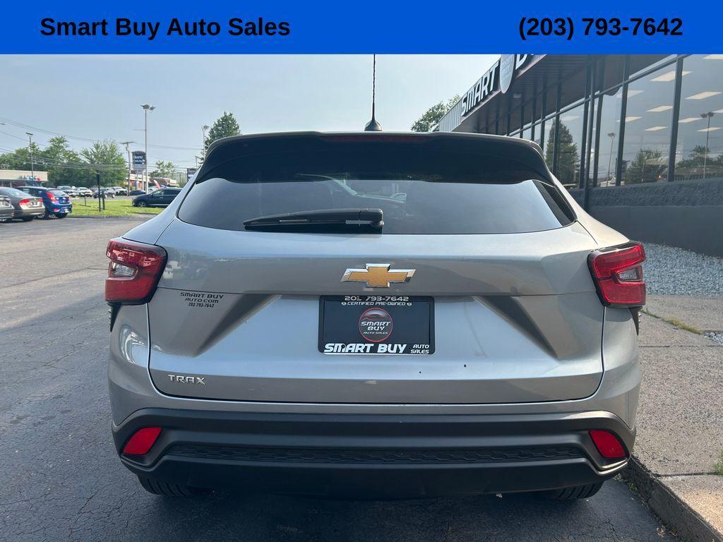 used 2024 Chevrolet Trax car, priced at $19,509