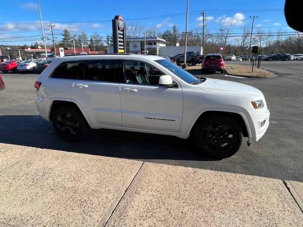 used 2015 Jeep Grand Cherokee car, priced at $14,650