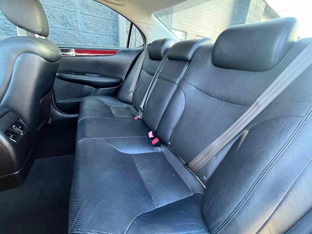 used 2006 Lexus ES 330 car, priced at $13,700