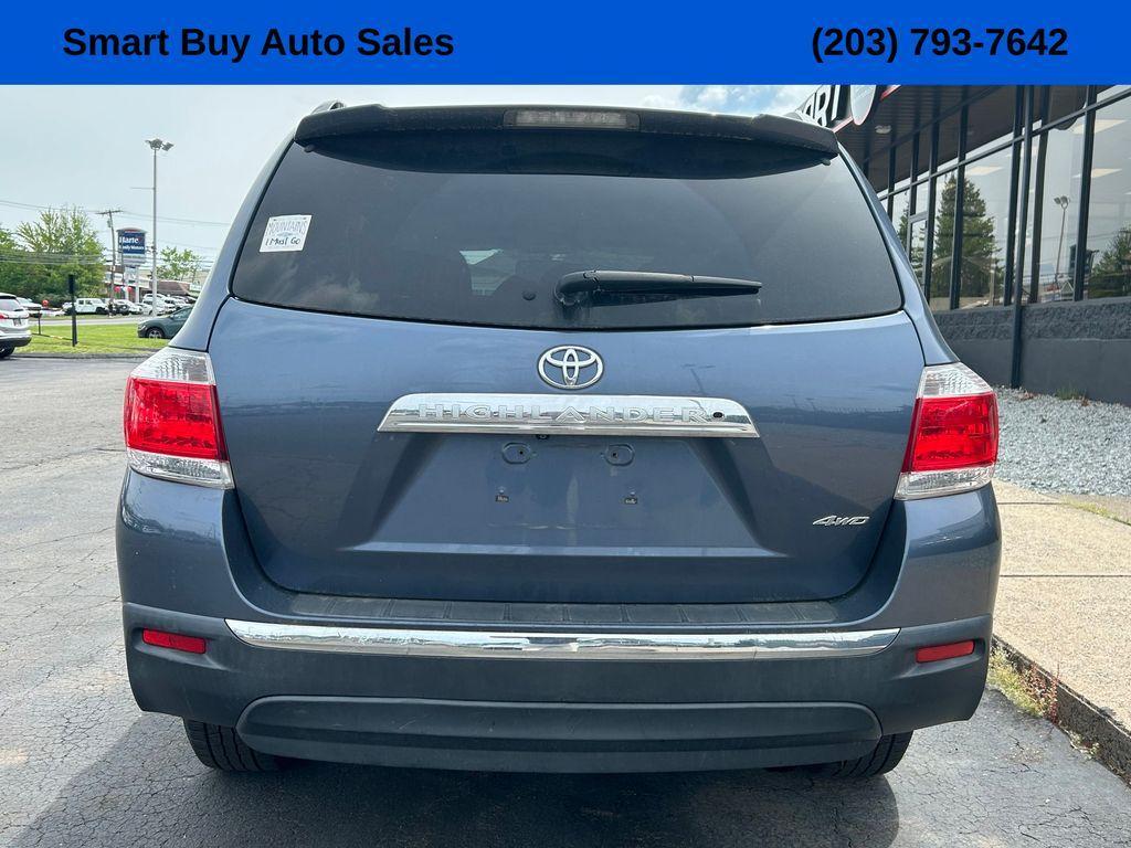 used 2012 Toyota Highlander car, priced at $10,875
