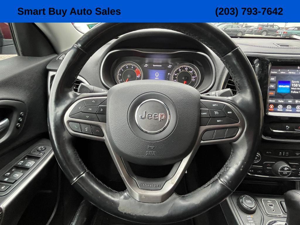 used 2020 Jeep Cherokee car, priced at $15,350