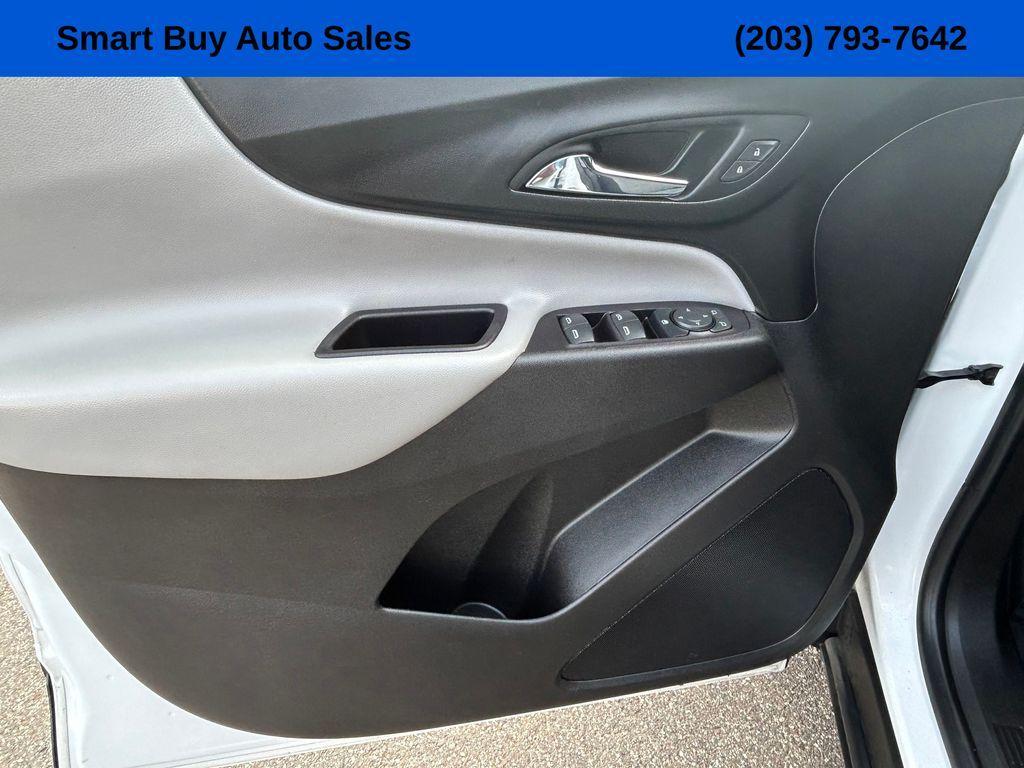 used 2022 Chevrolet Equinox car, priced at $18,557