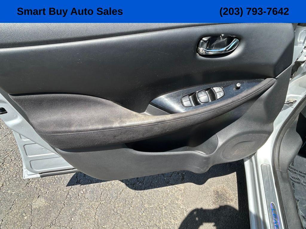 used 2013 Nissan Leaf car, priced at $4,995