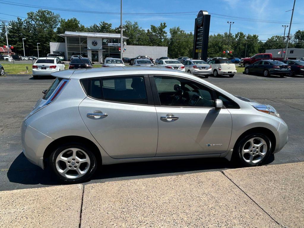 used 2013 Nissan Leaf car, priced at $4,995