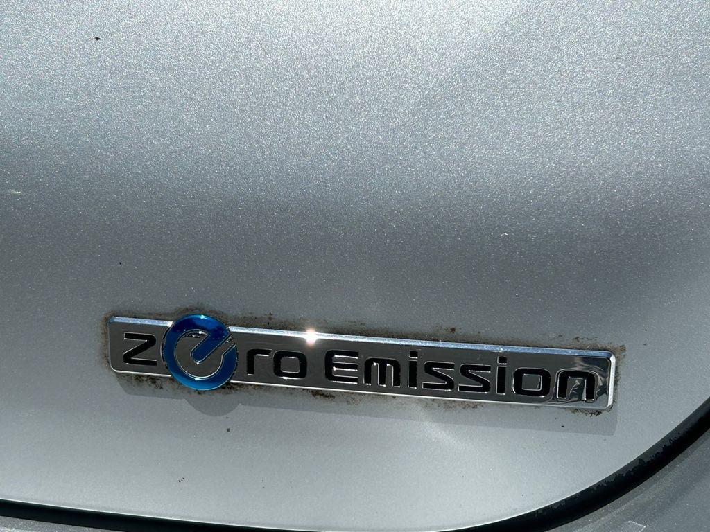 used 2013 Nissan Leaf car, priced at $4,995