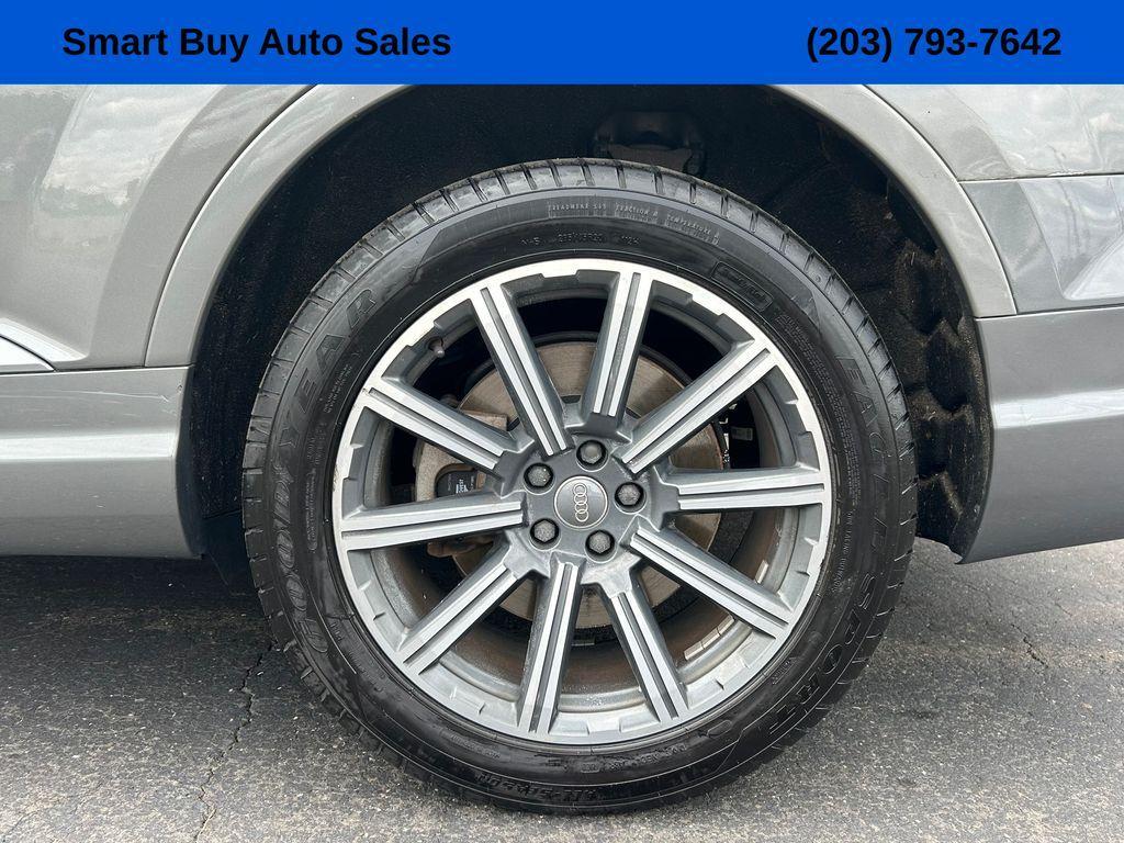 used 2017 Audi Q7 car, priced at $19,640