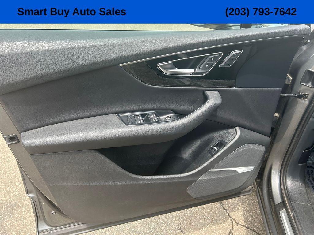 used 2017 Audi Q7 car, priced at $19,640