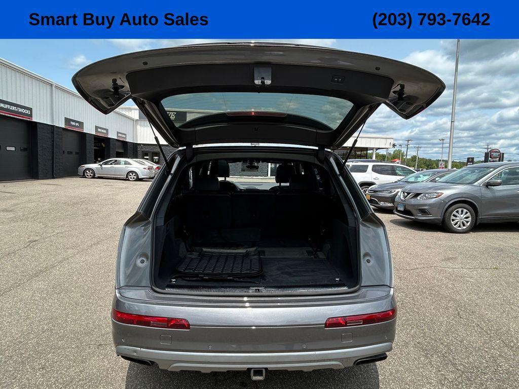 used 2017 Audi Q7 car, priced at $19,640