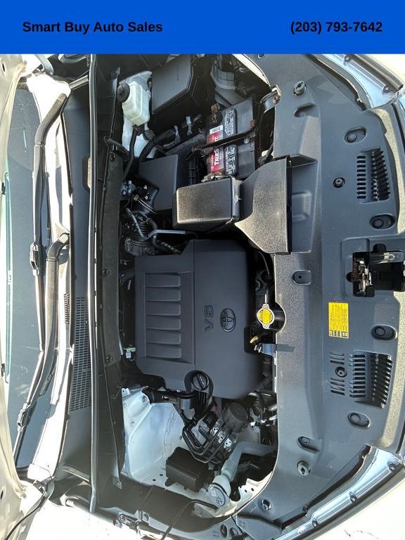 used 2015 Toyota Highlander car, priced at $15,426