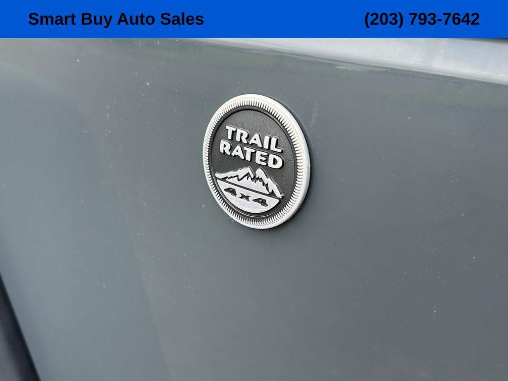 used 2015 Jeep Wrangler Unlimited car, priced at $16,975