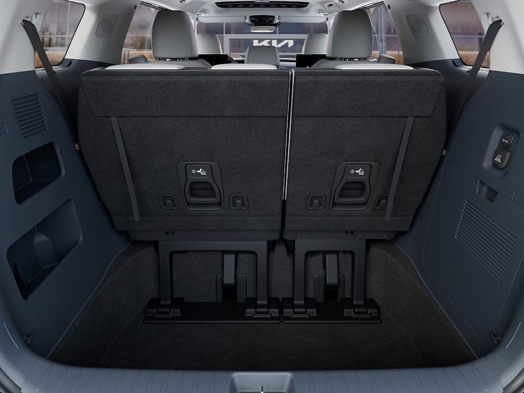 new 2025 Kia Carnival Hybrid car, priced at $51,560