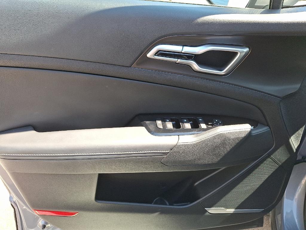 used 2025 Kia Sportage car, priced at $27,949