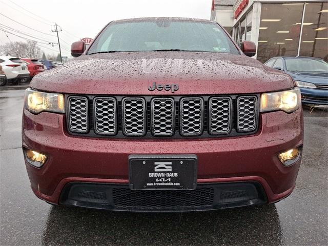 used 2018 Jeep Grand Cherokee car, priced at $19,589