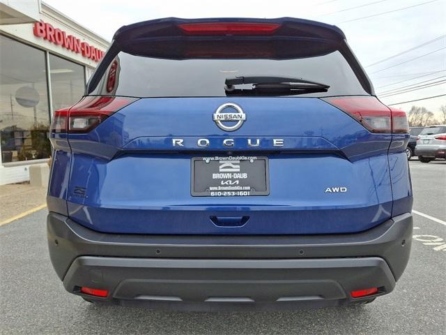 used 2021 Nissan Rogue car, priced at $19,999