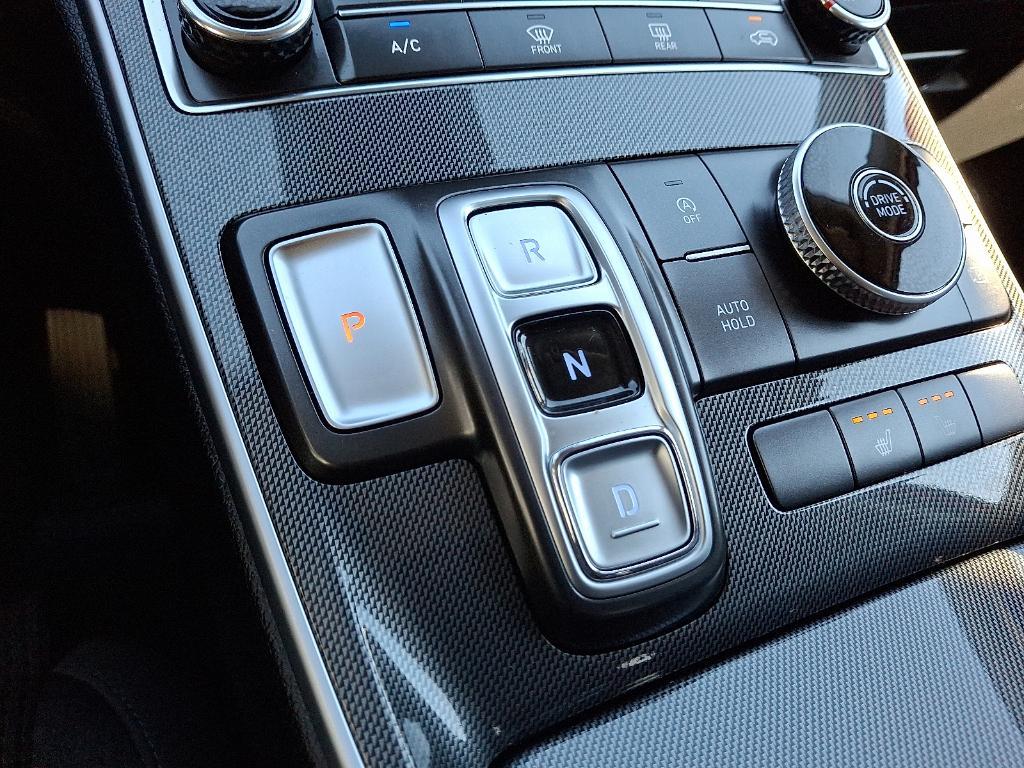 used 2021 Hyundai Santa Fe car, priced at $23,252