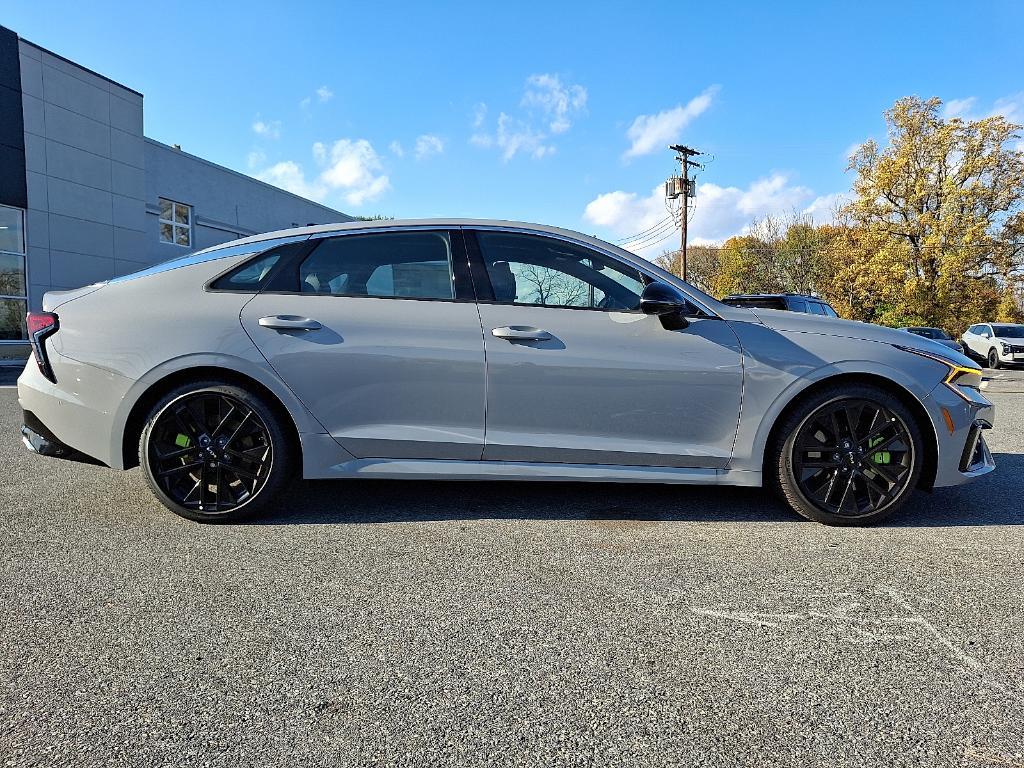 used 2026 Kia K5 car, priced at $39,304