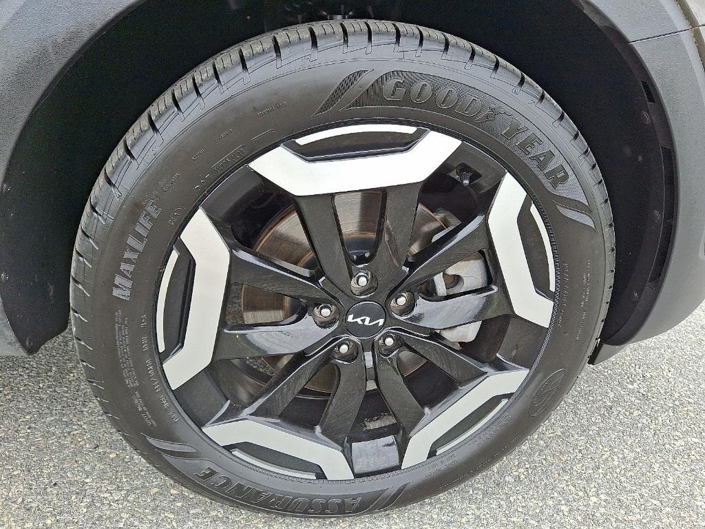 used 2024 Kia Telluride car, priced at $36,682