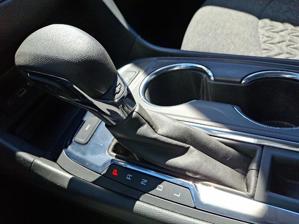 used 2022 Chevrolet Equinox car, priced at $21,001