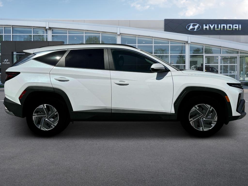 new 2025 Hyundai Tucson Hybrid car, priced at $35,790