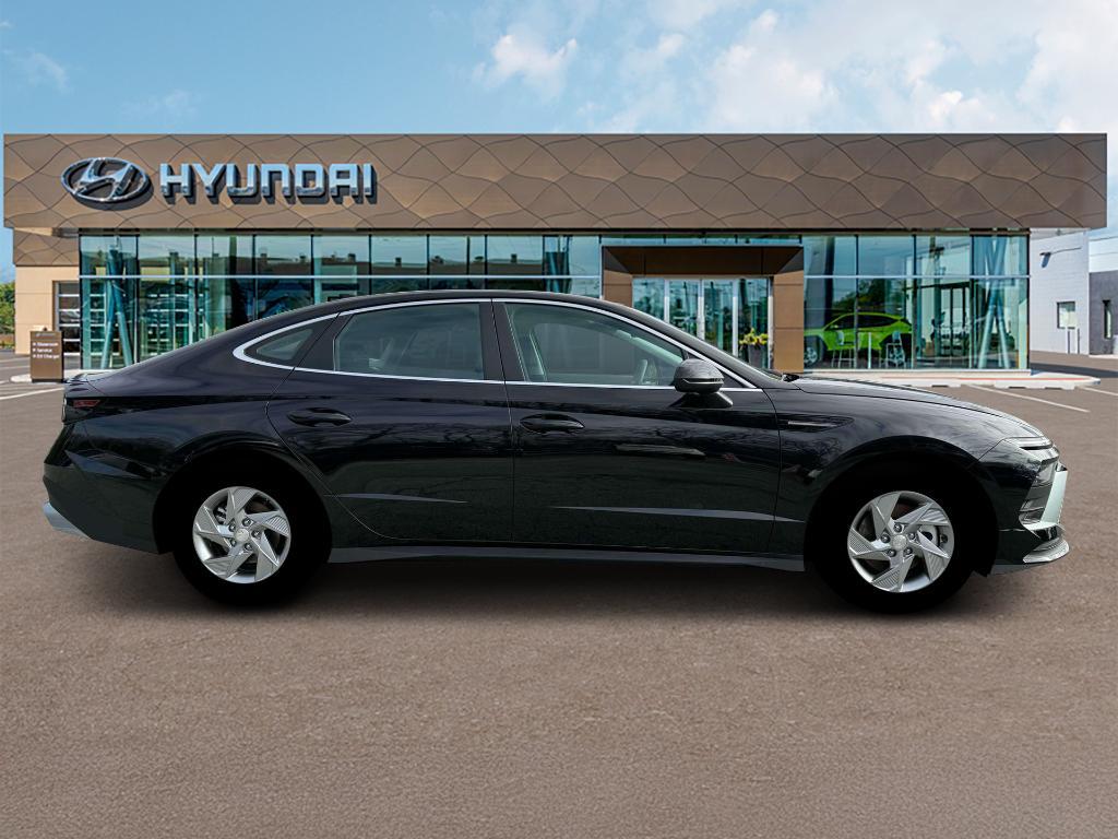 new 2025 Hyundai Sonata car, priced at $28,600