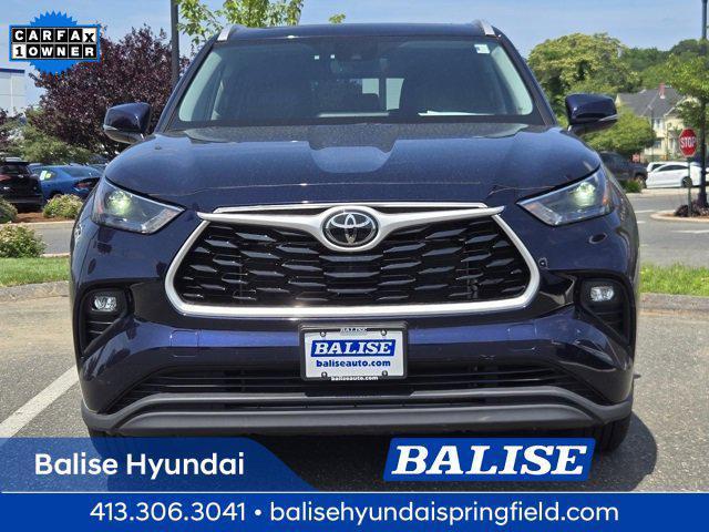 used 2022 Toyota Highlander car, priced at $34,995