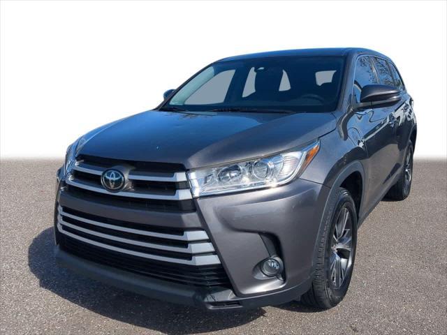 used 2019 Toyota Highlander car, priced at $26,244